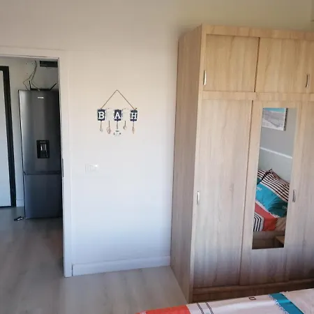 Mamaia Nord アパート ナボダリ