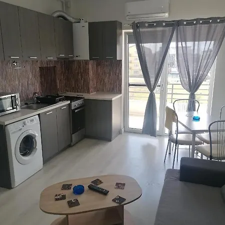 Mamaia Nord ナボダリ