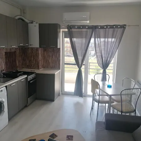 Mamaia Nord アパート *