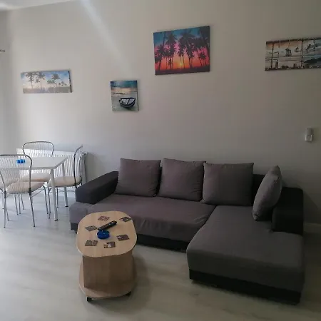 Mamaia Nord アパート